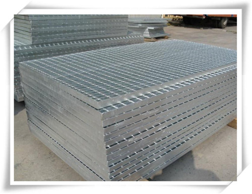 镀锌钢格板如何安装固定和增加防滑效果？